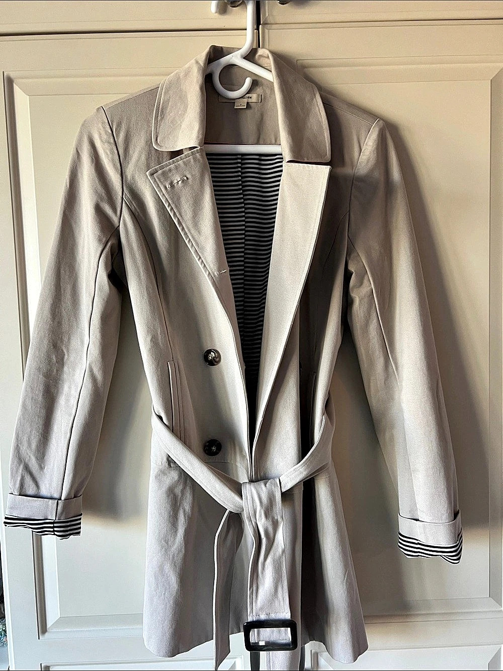 4 Hawthorn Trench Coat Striped Lining Gray